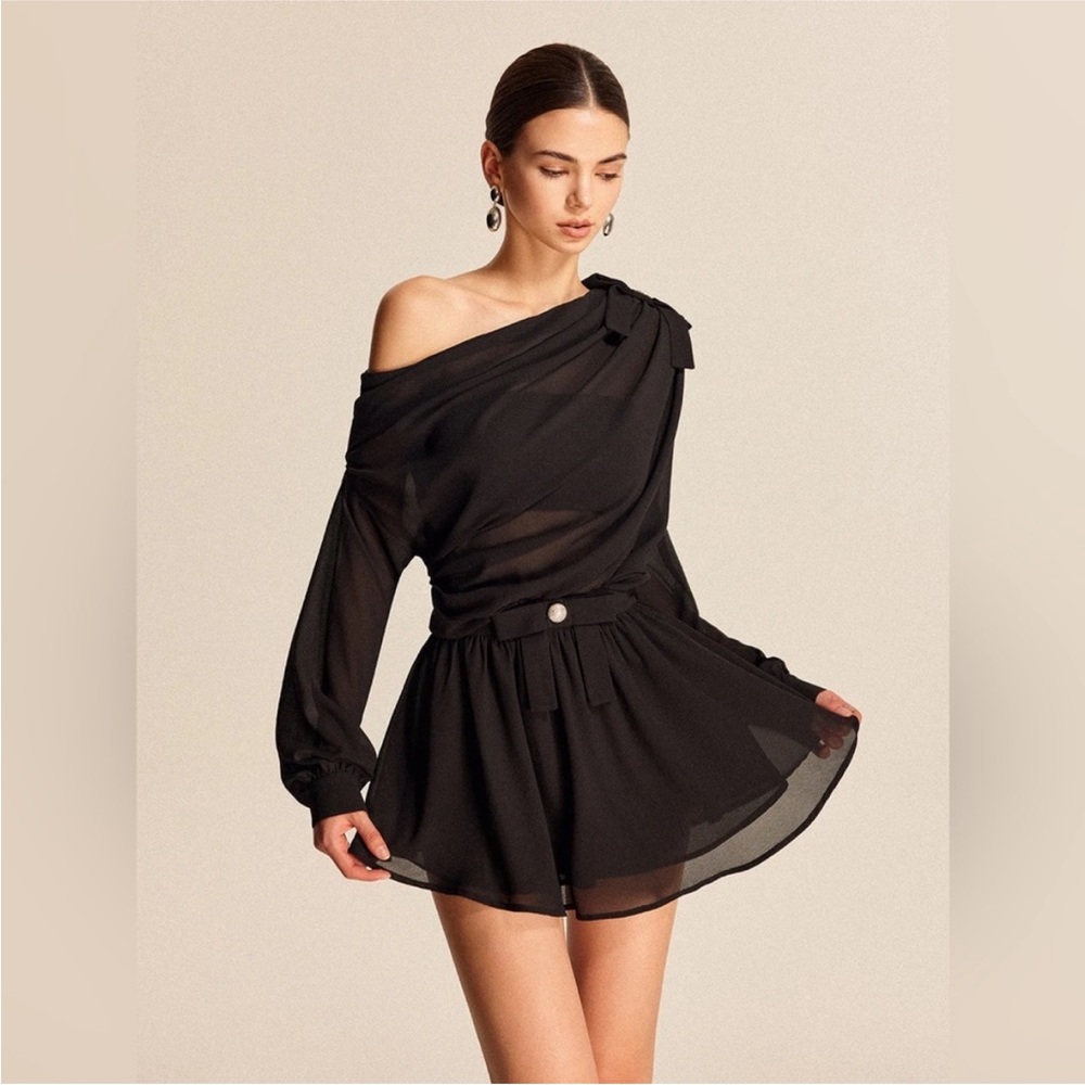 Commense Black Off-Shoulder Skirt Set